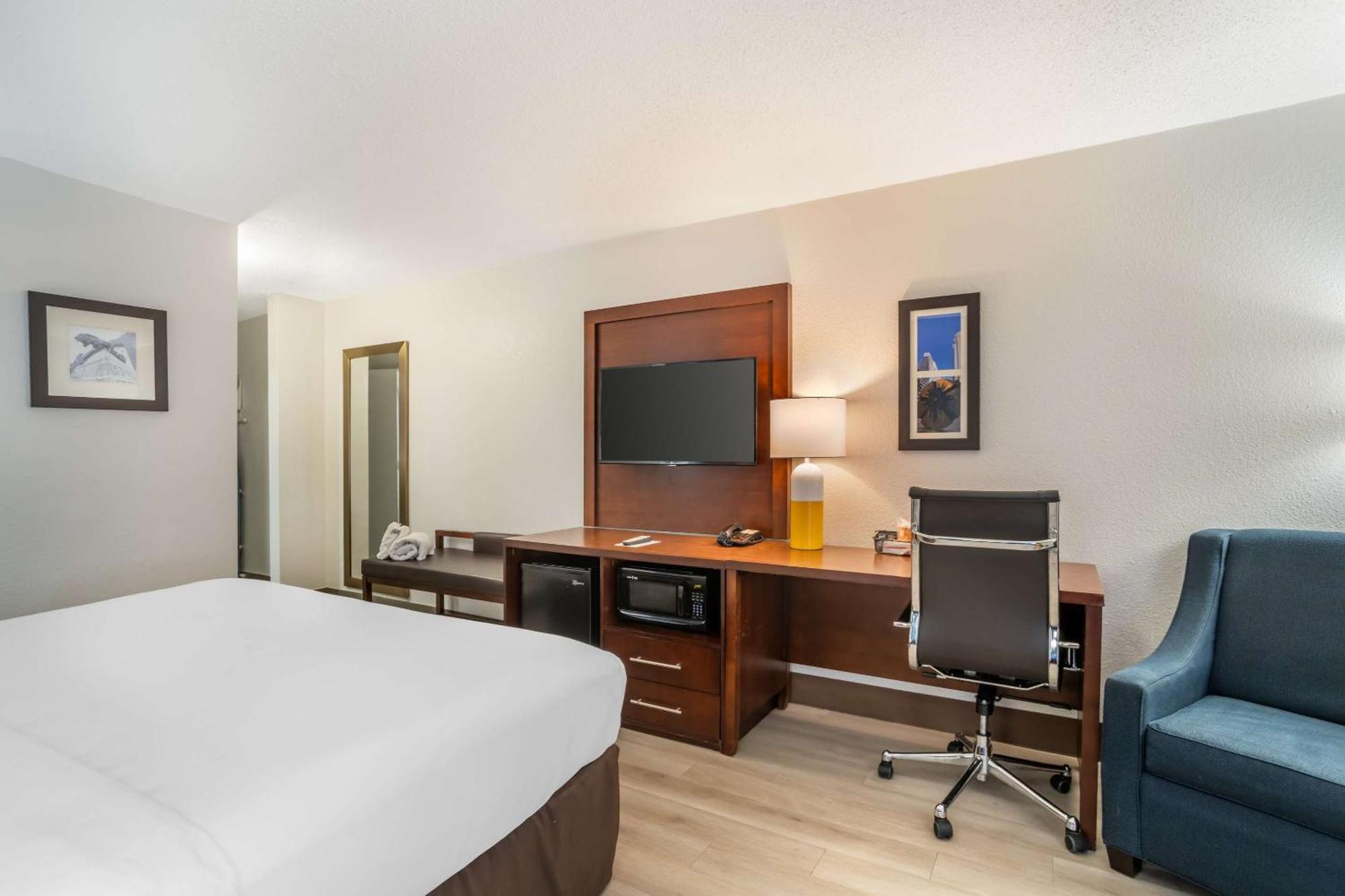 Comfort Inn Charlotte Airport Uptown Kültér fotó