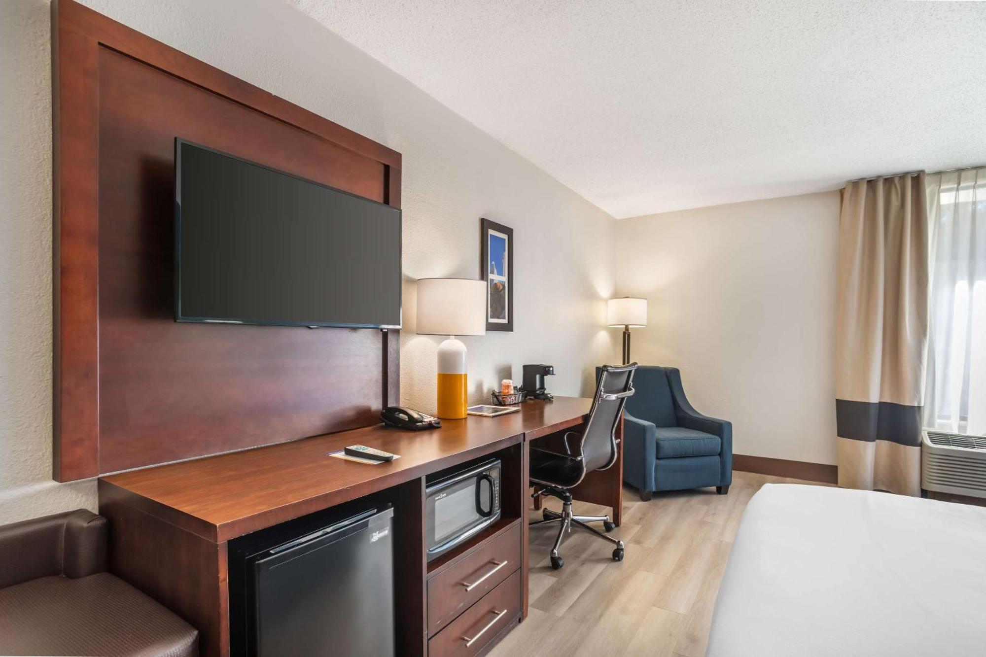 Comfort Inn Charlotte Airport Uptown Kültér fotó